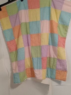 Vtg Gingham Squares Baby Quilt In Pastels